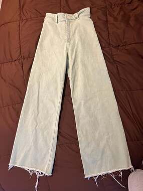 Zara High-Waisted Wide-Leg Marine Straight Jeans Light Green Size 2